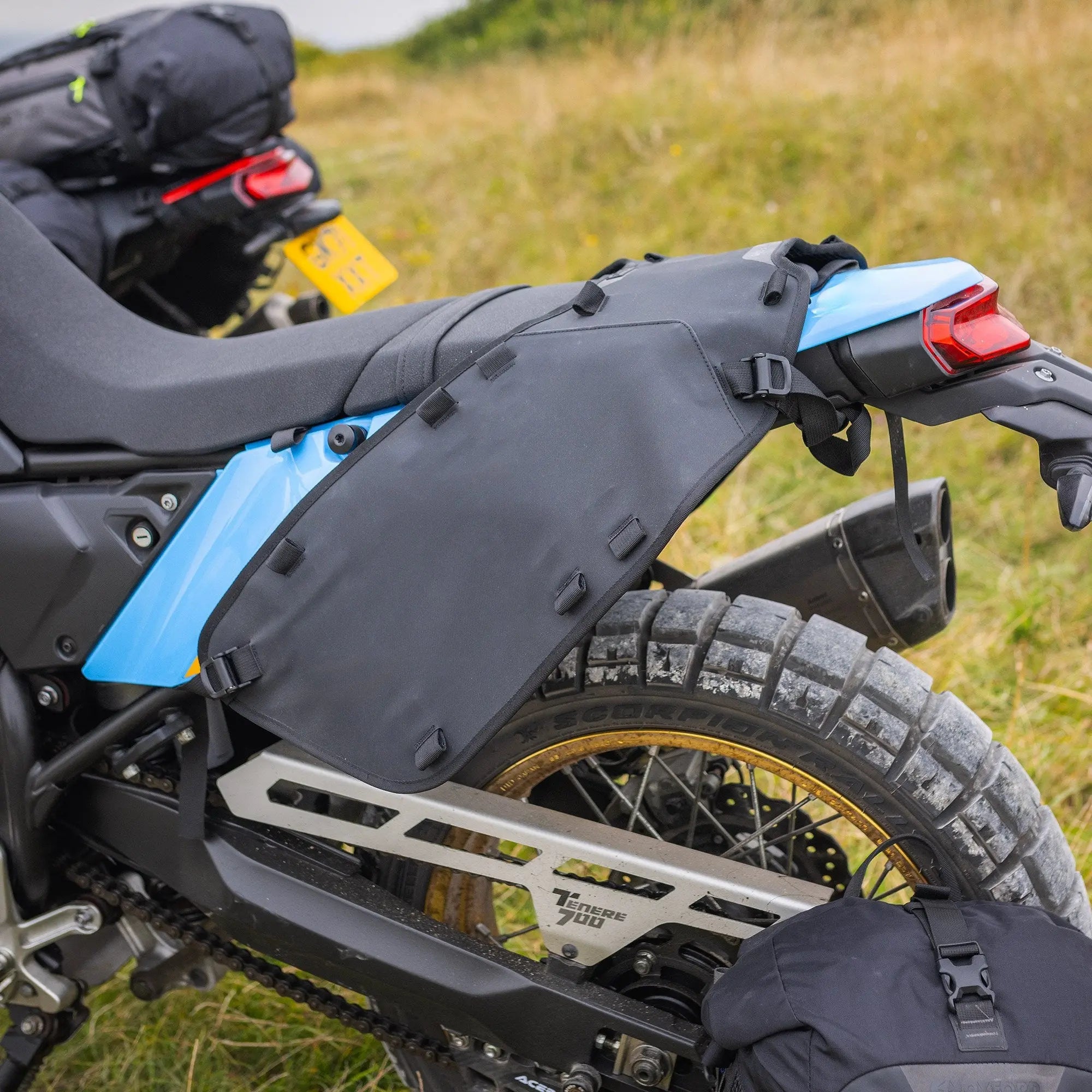 Oxford Atlas Advanced Tail Harness Black FREE UK Delivery, FREE 365 Day Returns | Moto Central