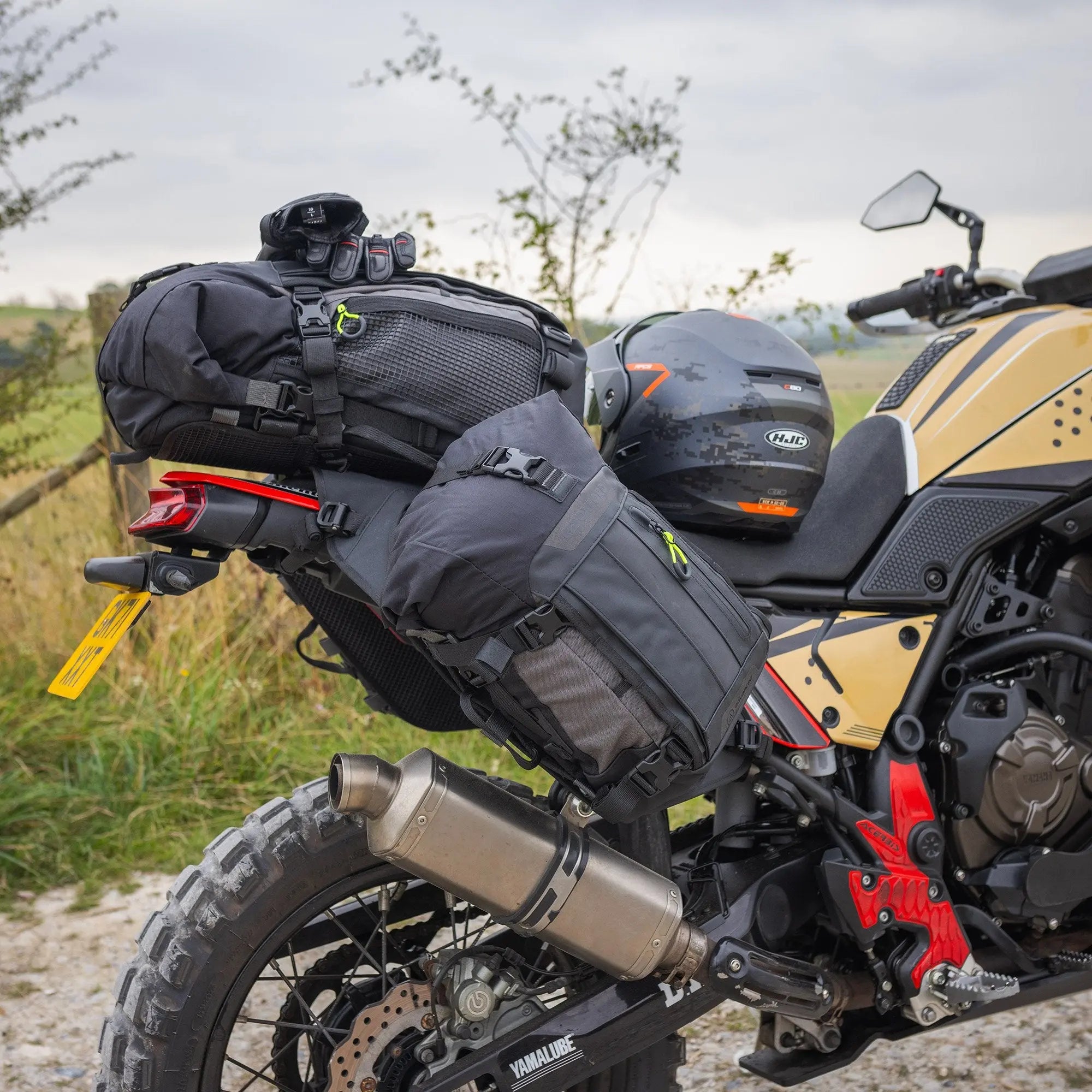 Oxford Atlas Advanced Tail Harness Black FREE UK Delivery, FREE 365 Day Returns | Moto Central
