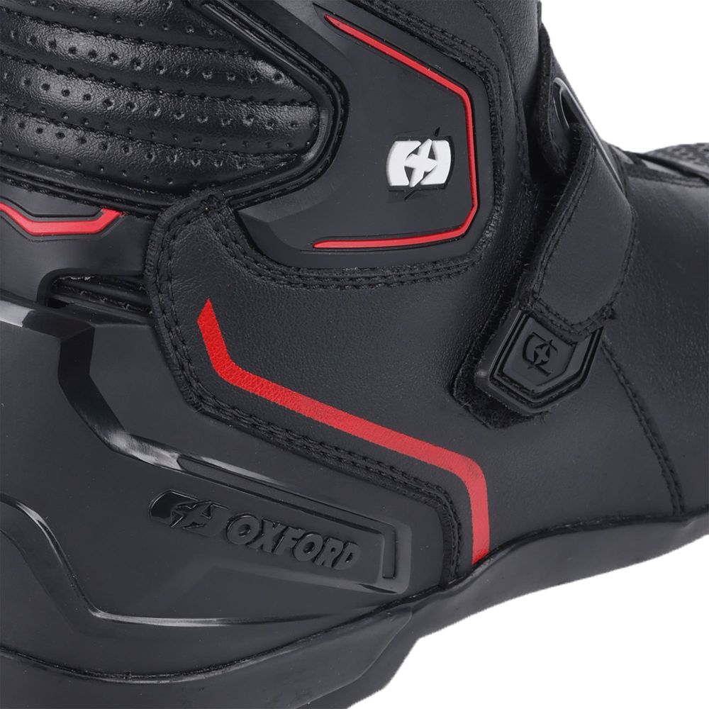 Oxford Omega Air Short Boots Black / White / Red