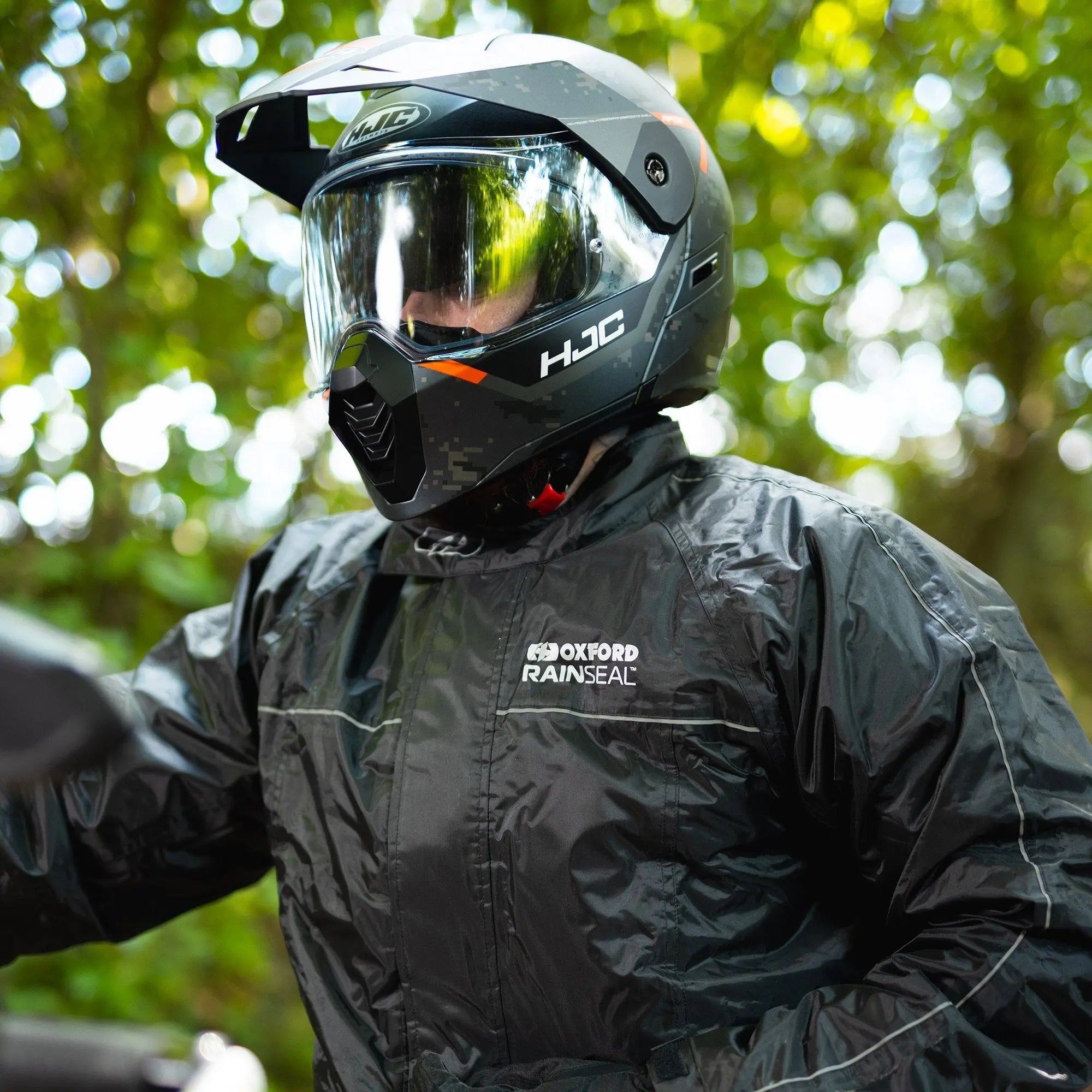 Oxford Rainseal Thermal Over Jacket Black - FREE UK Shipping, FREE 365 Day Returns | Moto Central