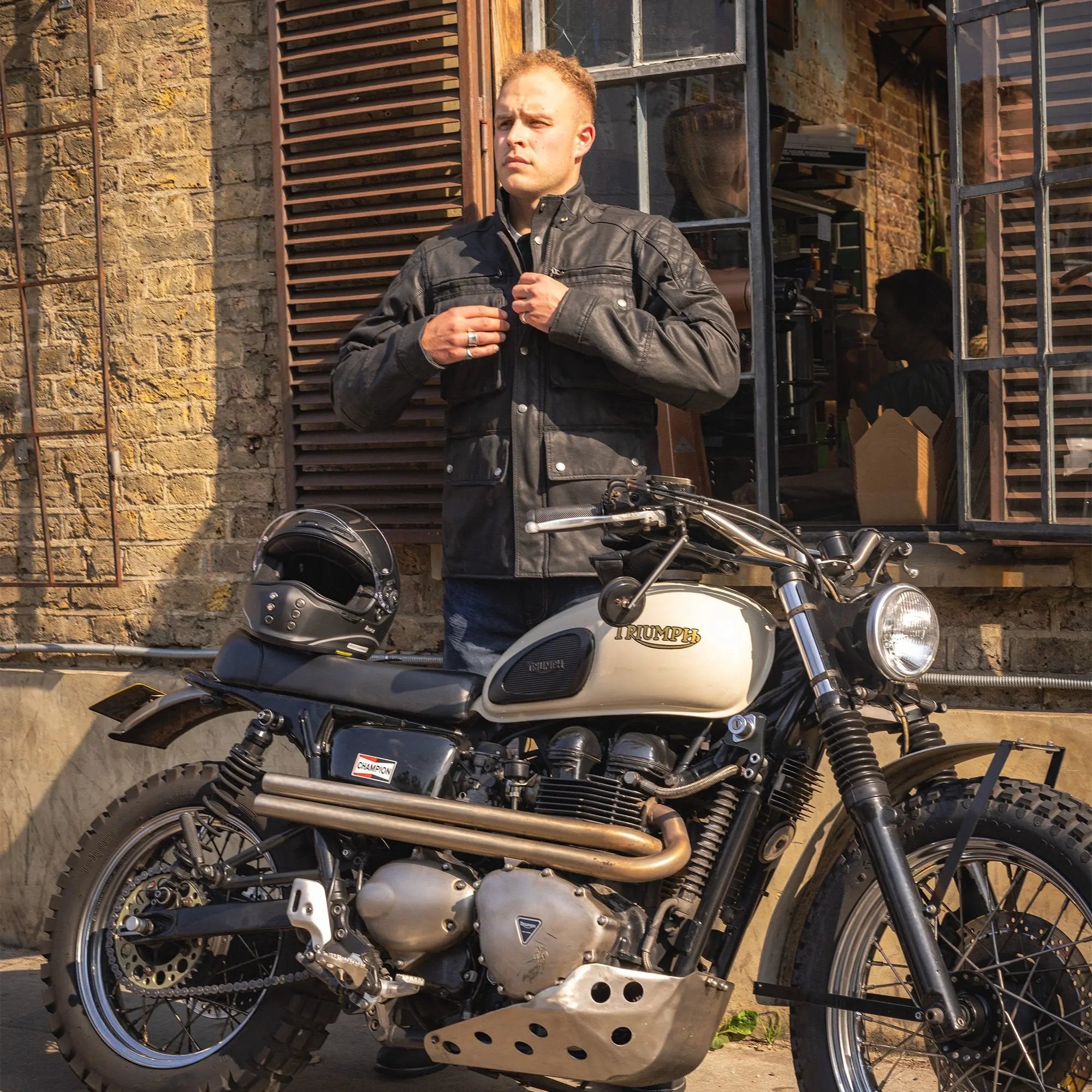 Oxford Sterling D2D Textile Jacket Black - FREE UK Shipping, FREE 365 Day Returns | Moto Central