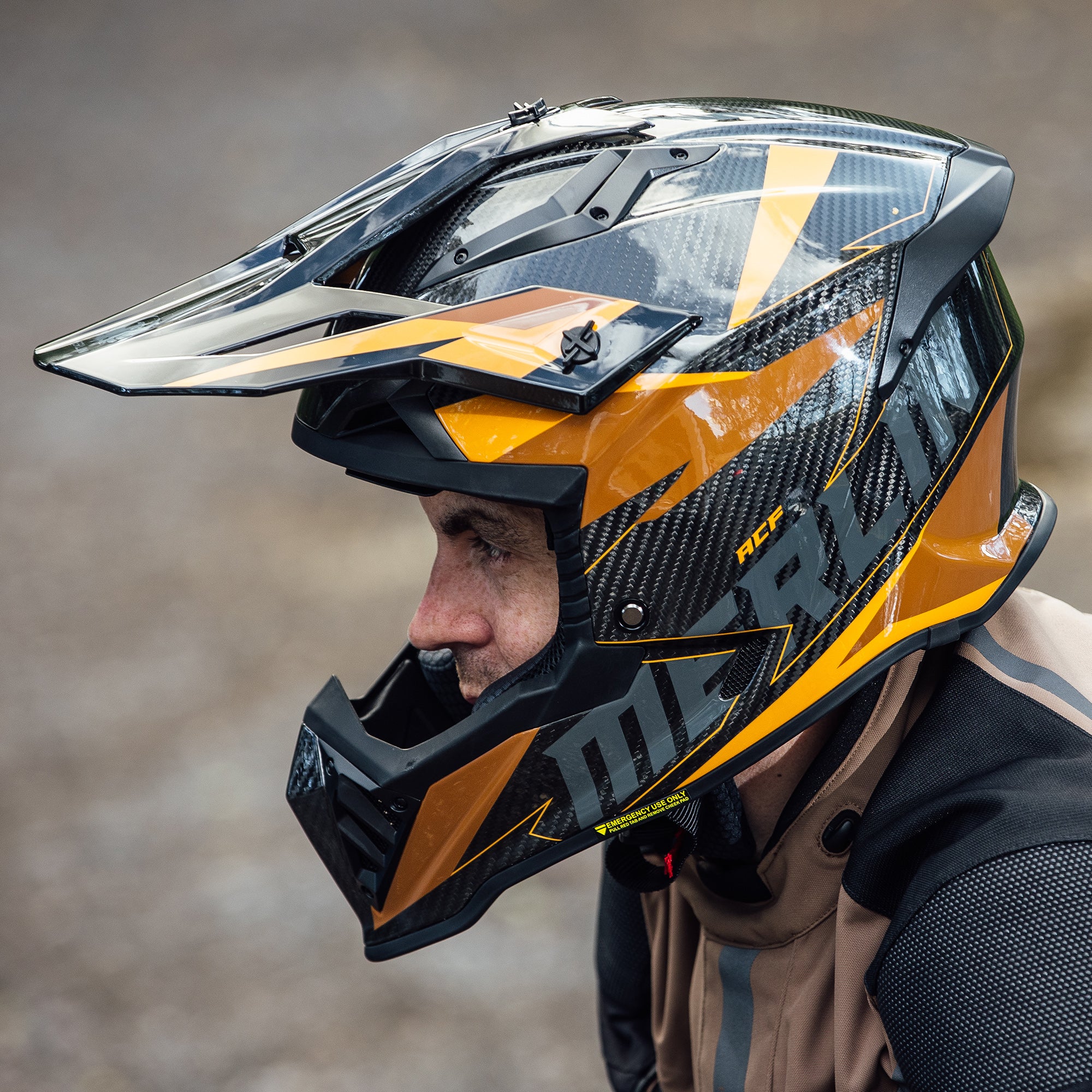 Merlin Recon Code Gloss Carbon