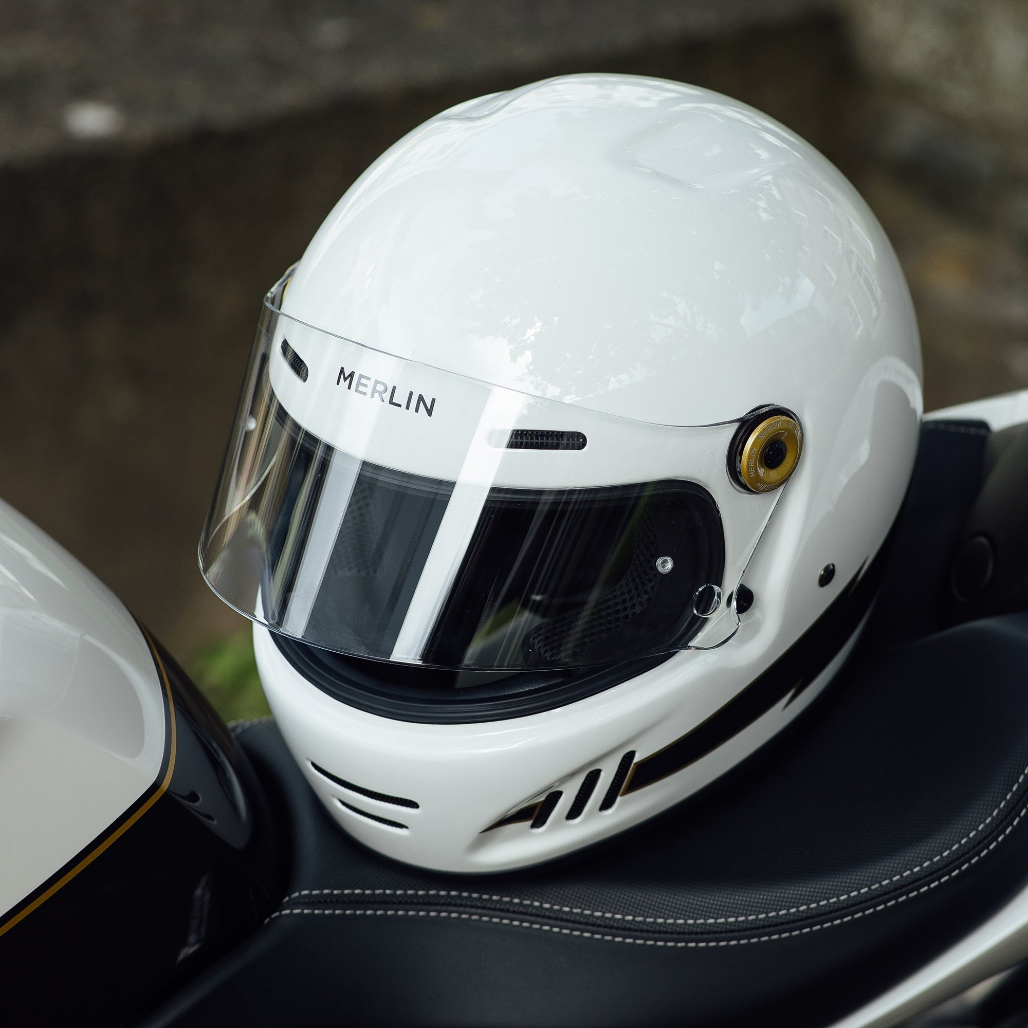 Merlin Revival Flash White FREE UK Delivery, FREE 365 Day Returns | Moto Central