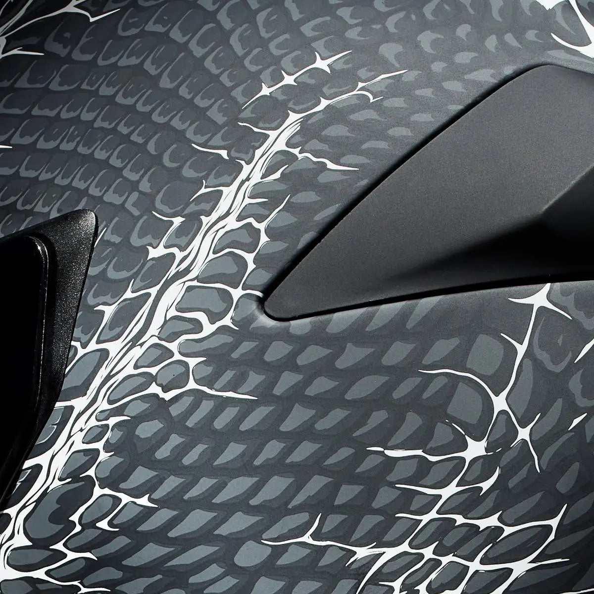 Ruroc AT4.0 Carbon Jormungandr FREE UK Delivery, FREE 365 Day Returns | Moto Central