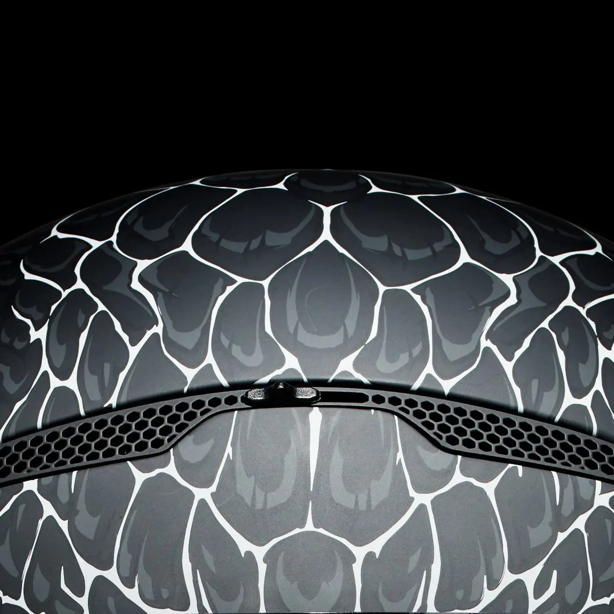 Ruroc AT4.0 Carbon Jormungandr FREE UK Delivery, FREE 365 Day Returns | Moto Central