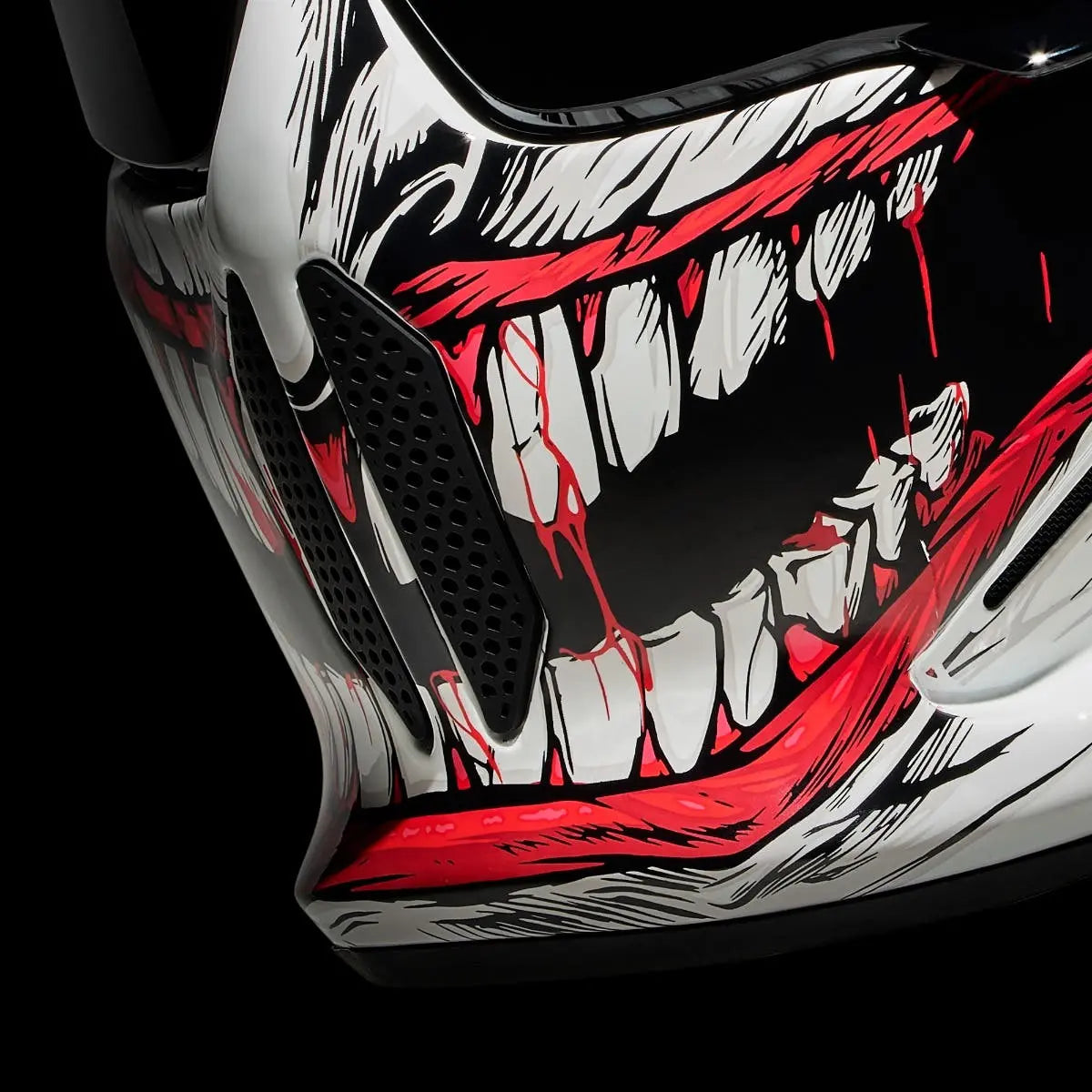 Ruroc AT4.0 Carbon The Joker FREE UK Delivery, FREE 365 Day Returns | Moto Central