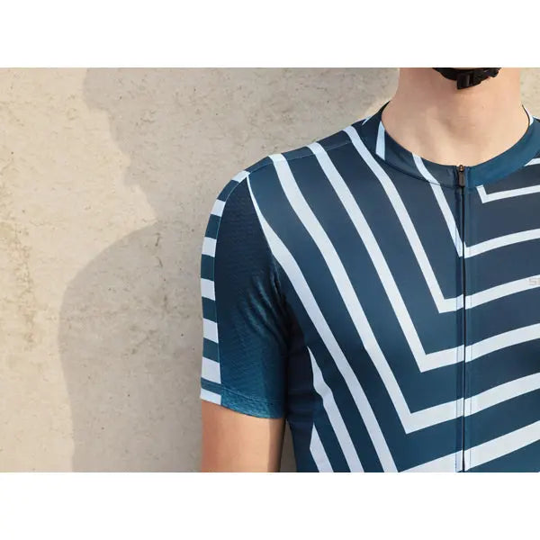 Shimano Aerolite Jersey Navy Zebra - FREE UK Shipping, FREE 365 Day Returns | Moto Central