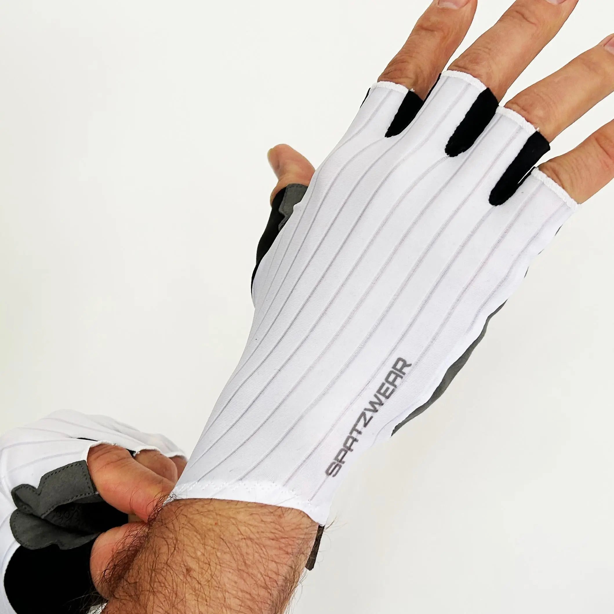 Spatzwear Aero Race Short Finger Gloves White - FREE UK Shipping, FREE 365 Day Returns | Moto Central