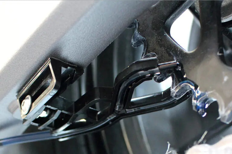 Scottoiler Scorpion Dual Injector FREE UK Delivery, FREE 365 Day Returns | Moto Central