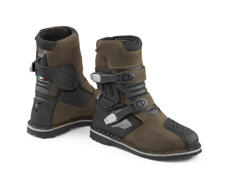Forma Terra Evo Dry Low Adventure Boots Brown  - FREE UK Shipping, FREE 365 Day Returns | Moto Central