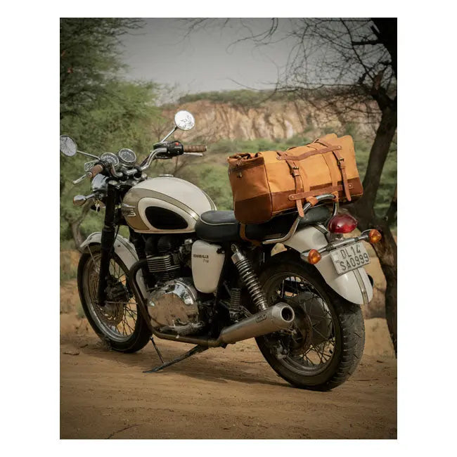 Trip Machine Outlaw Duffle Bag Vintage Tan - FREE UK Shipping, FREE 365 Day Returns | Moto Central