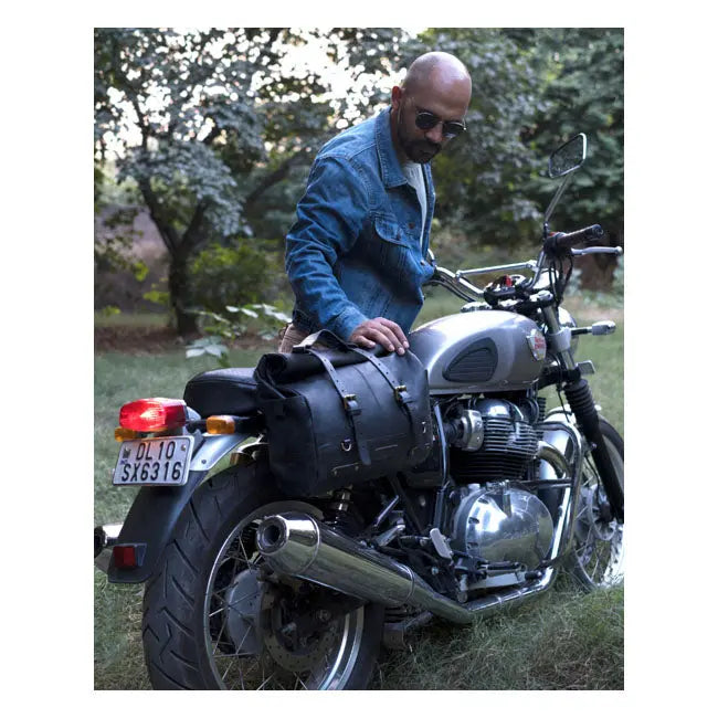 Trip Machine Outlaw Saddlebag Black - FREE UK Shipping, FREE 365 Day Returns | Moto Central