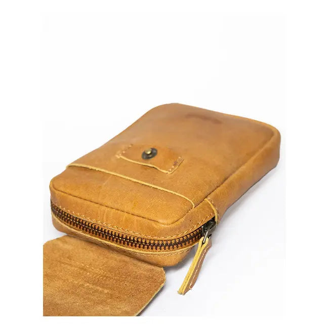 Trip Machine Utility Pouch Vintage Tan - FREE UK Shipping, FREE 365 Day Returns | Moto Central