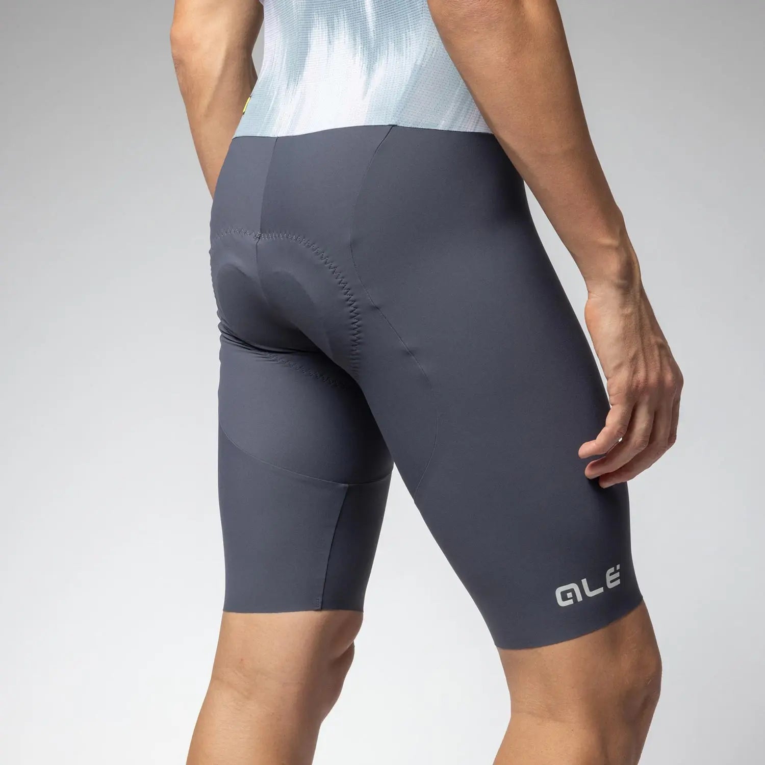 Ale Clothing Argon PR-E Short Sleeves Skinsuit Grey - FREE UK Shipping, FREE 365 Day Returns | Moto Central
