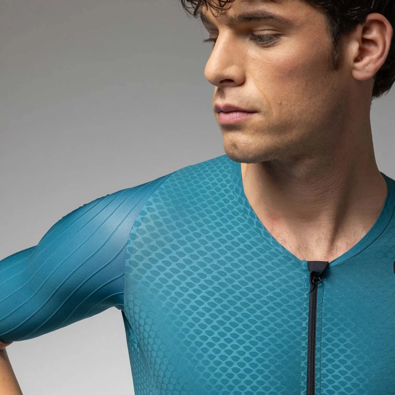 Ale Clothing Eagle Short Sleeves Tri Suit Green - FREE UK Shipping, FREE 365 Day Returns | Moto Central