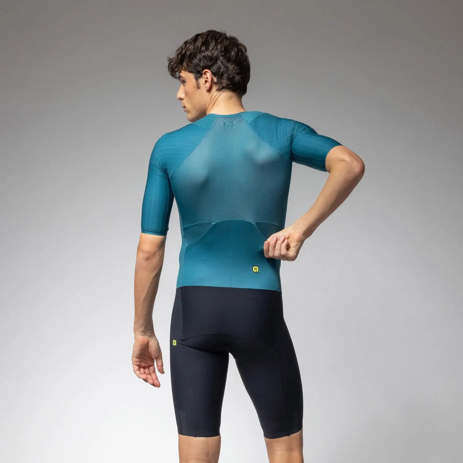 Ale Clothing Eagle Short Sleeves Tri Suit Green - FREE UK Shipping, FREE 365 Day Returns | Moto Central