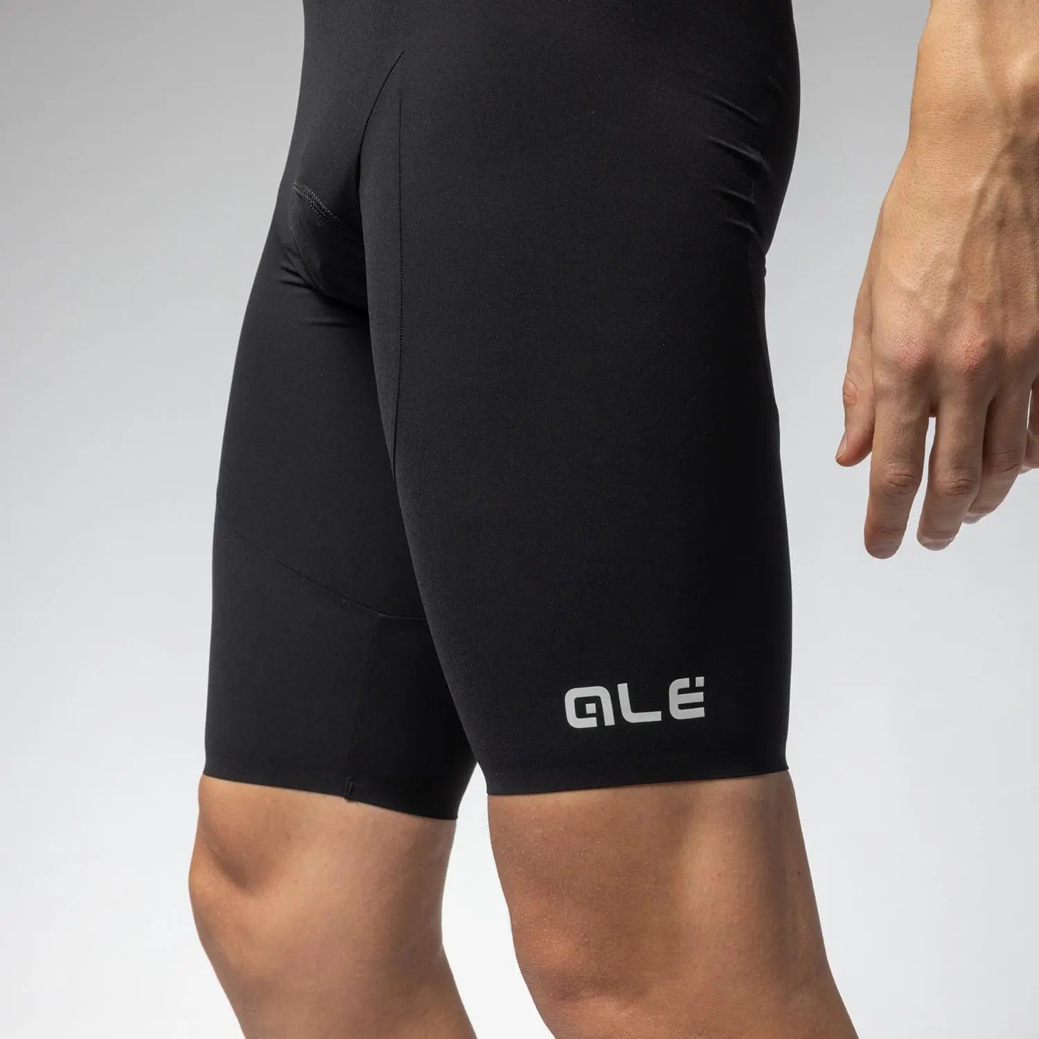 Ale Clothing Waves Sleeveless Tri Suit Black - FREE UK Shipping, FREE 365 Day Returns | Moto Central