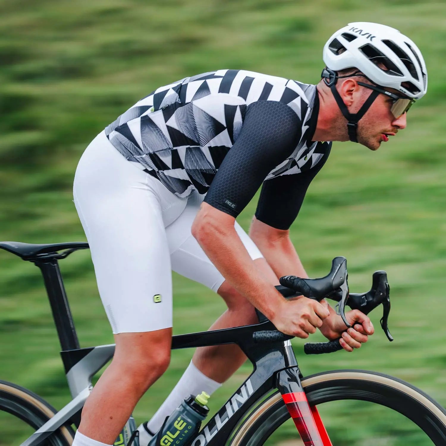 Ale Clothing Voltage R-EV1 Bib Shorts White - FREE UK Shipping, FREE 365 Day Returns | Moto Central