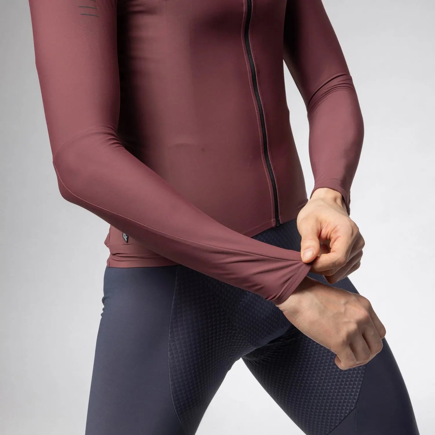 Ale Clothing Warm Race R-EV1 Long Sleeves Jersey Burgundy - FREE UK Shipping, FREE 365 Day Returns | Moto Central