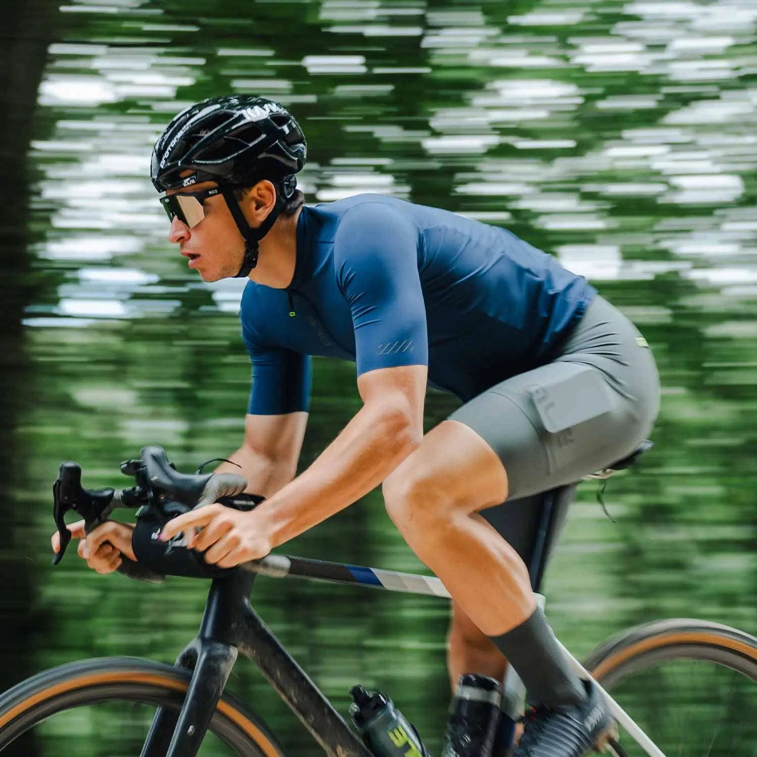 Ale Clothing Colour Block Off Road Pragma SS25 Short Sleeves Jersey Navy - FREE UK Shipping, FREE 365 Day Returns | Moto Central
