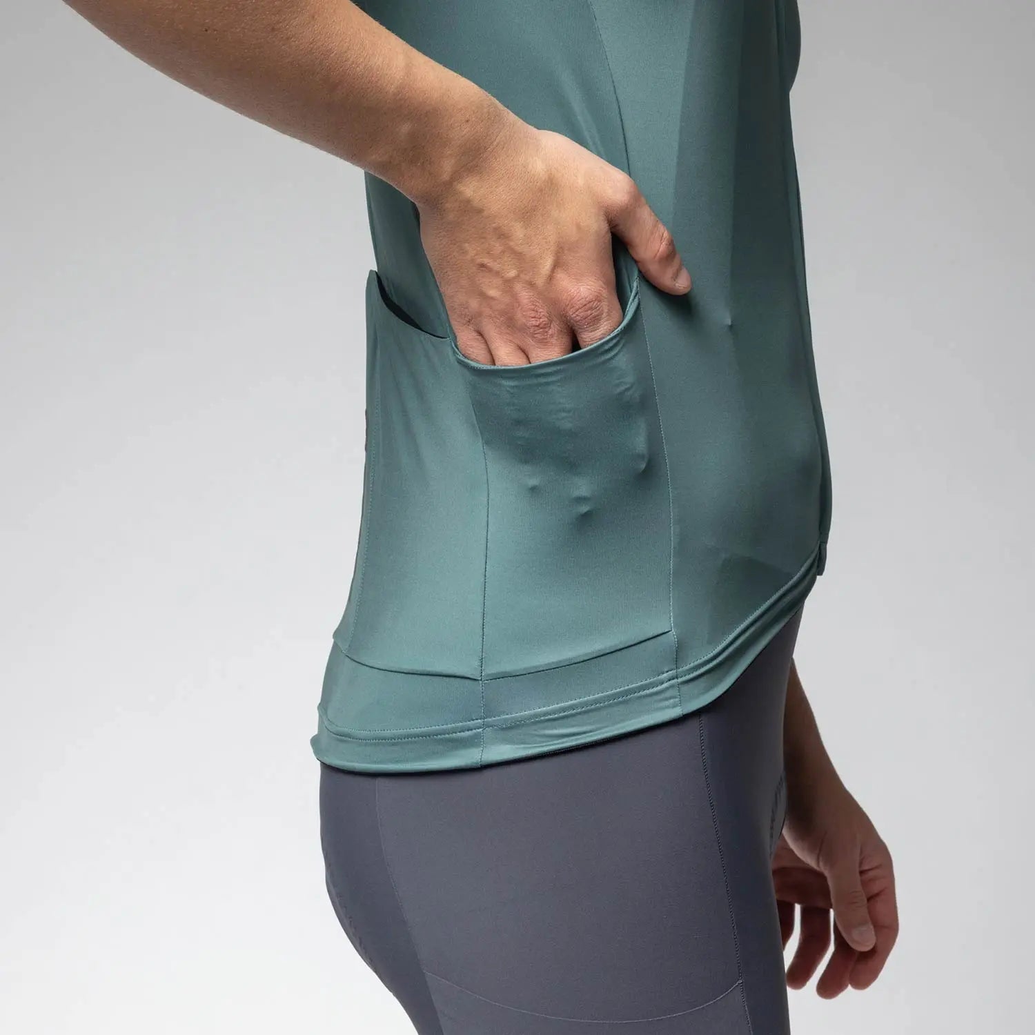 Ale Clothing Colour Block Off Road Pragma SS26 Short Sleeves Jersey Green - FREE UK Shipping, FREE 365 Day Returns | Moto Central