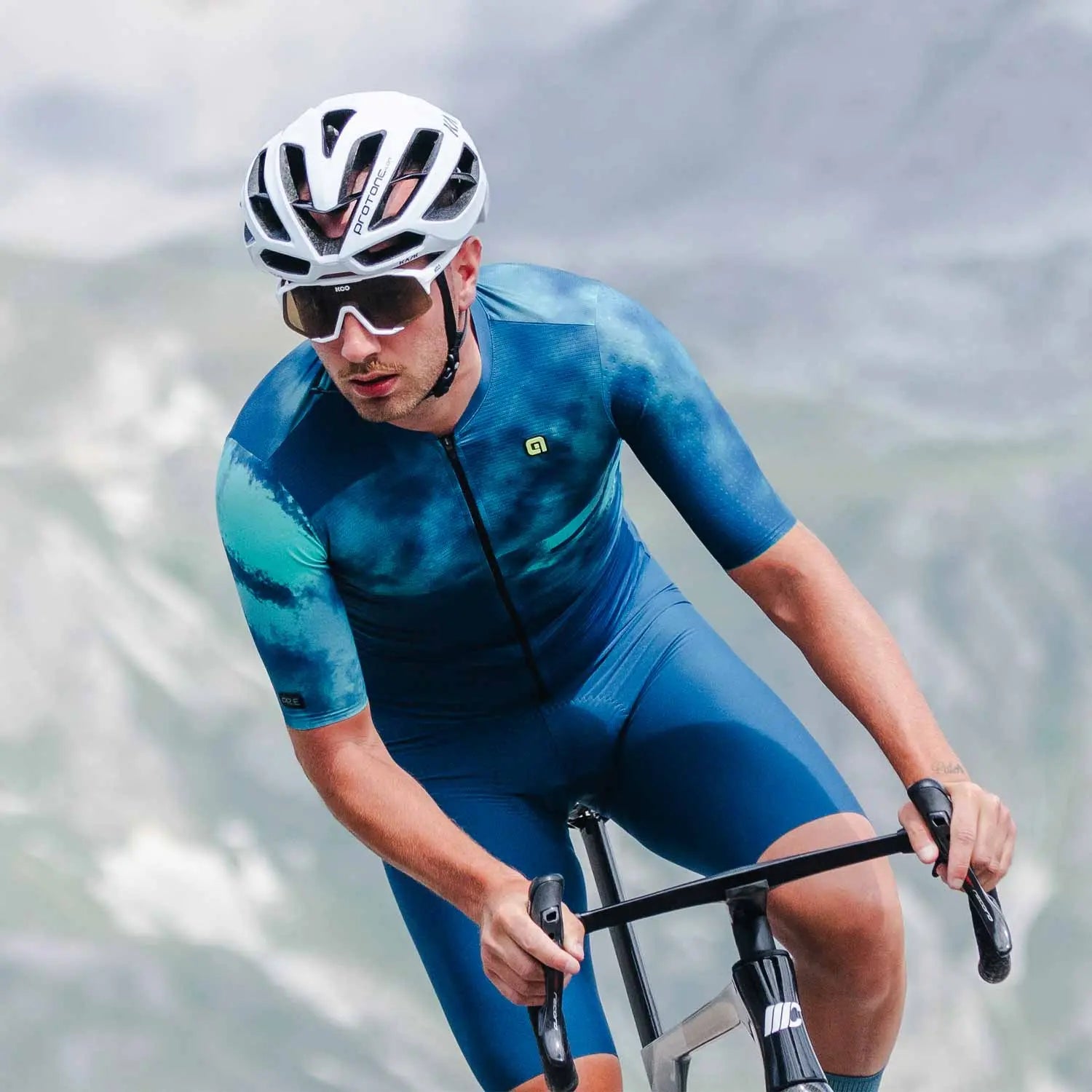 Ale Clothing Atmosphera PR-E Short Sleeves Jersey Light / Blue - FREE UK Shipping, FREE 365 Day Returns | Moto Central