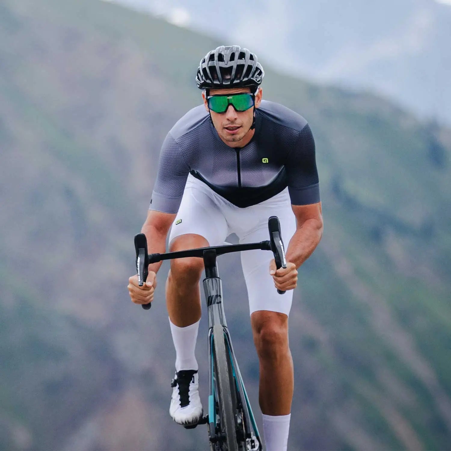 Ale Clothing Flash PR-E Short Sleeves Jersey Black - FREE UK Shipping, FREE 365 Day Returns | Moto Central