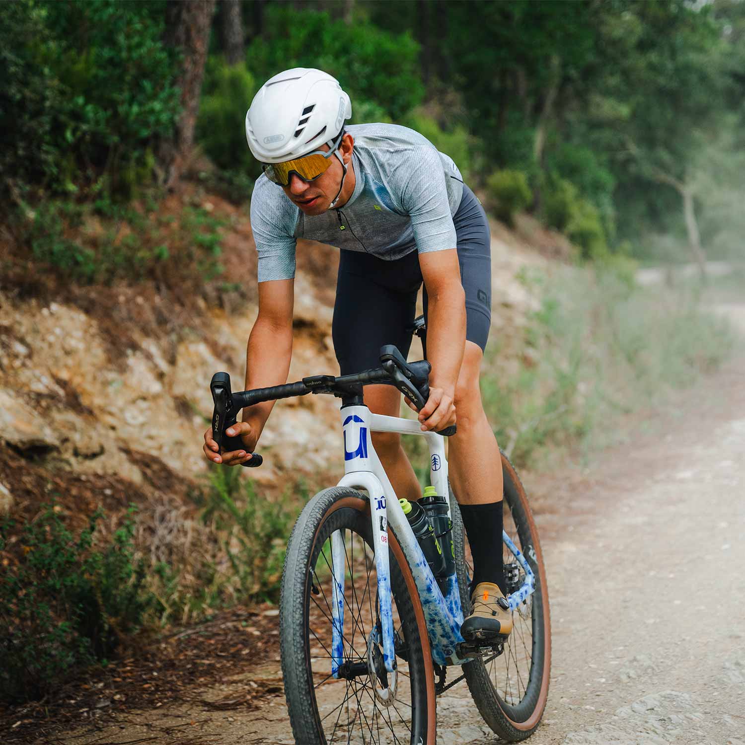 Ale Clothing Traccia Off Road Short Sleeves Jersey White - FREE UK Shipping, FREE 365 Day Returns | Moto Central