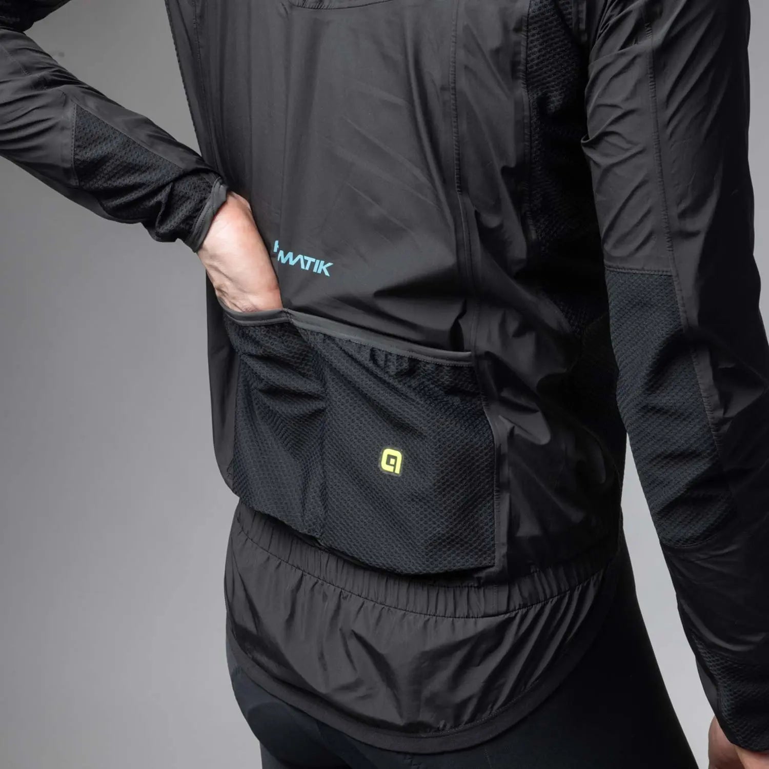 Ale Clothing Thunderstorm Rainproof Klimatik Jacket Black - FREE UK Shipping, FREE 365 Day Returns | Moto Central