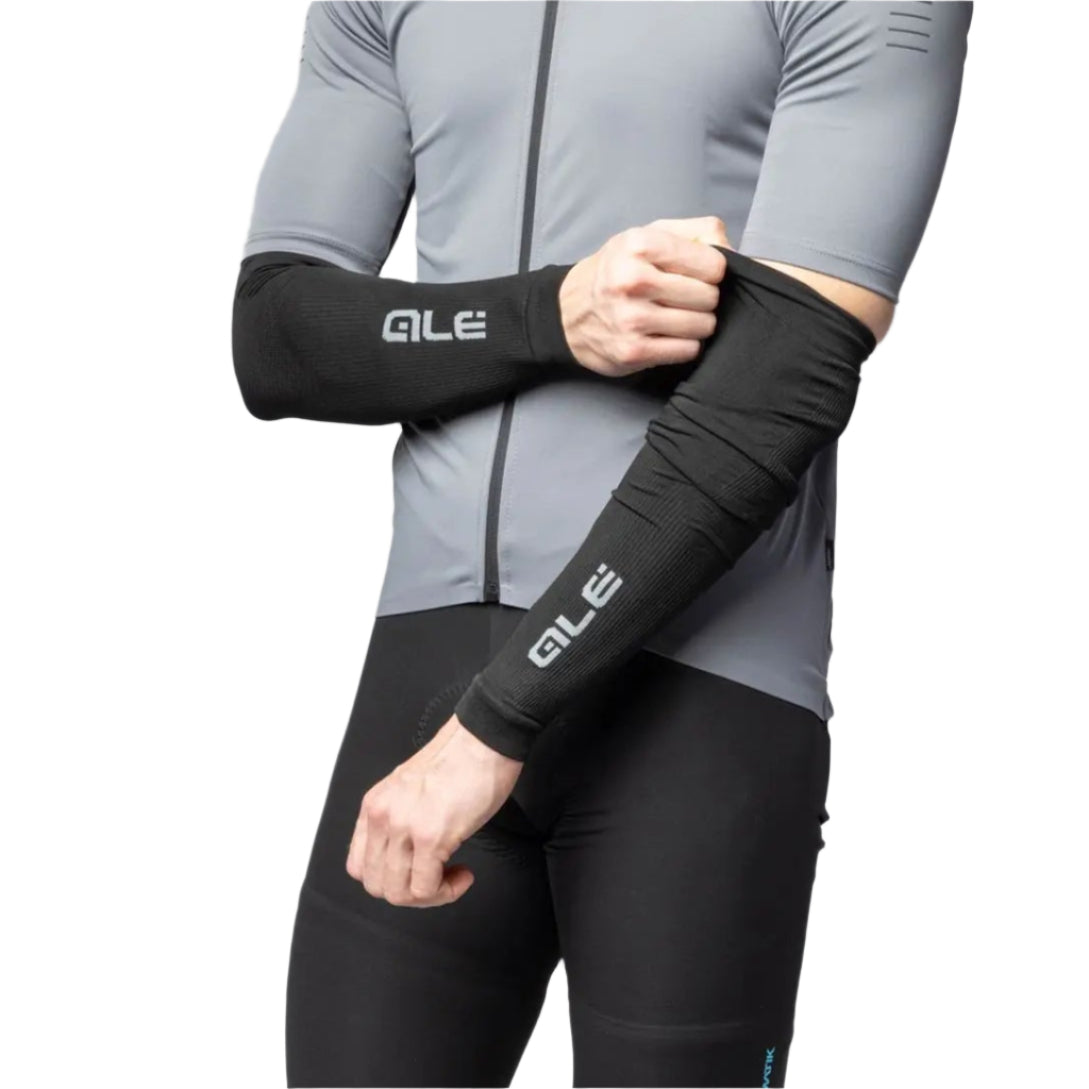 Ale Clothing Seamless Arm Warmers Black - FREE UK Shipping, FREE 365 Day Returns | Moto Central