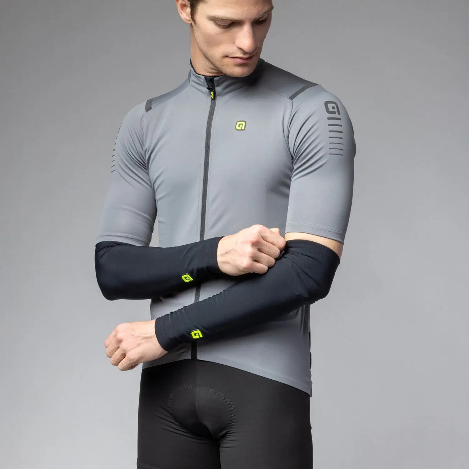 Ale Clothing Termico Arm Warmers Black - FREE UK Shipping, FREE 365 Day Returns | Moto Central