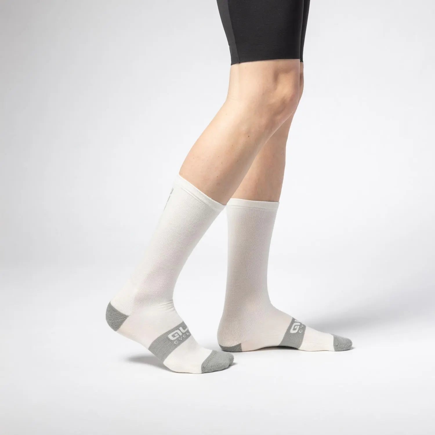 Ale Clothing Strada 3.0 22 CM Socks White - FREE UK Shipping, FREE 365 Day Returns | Moto Central