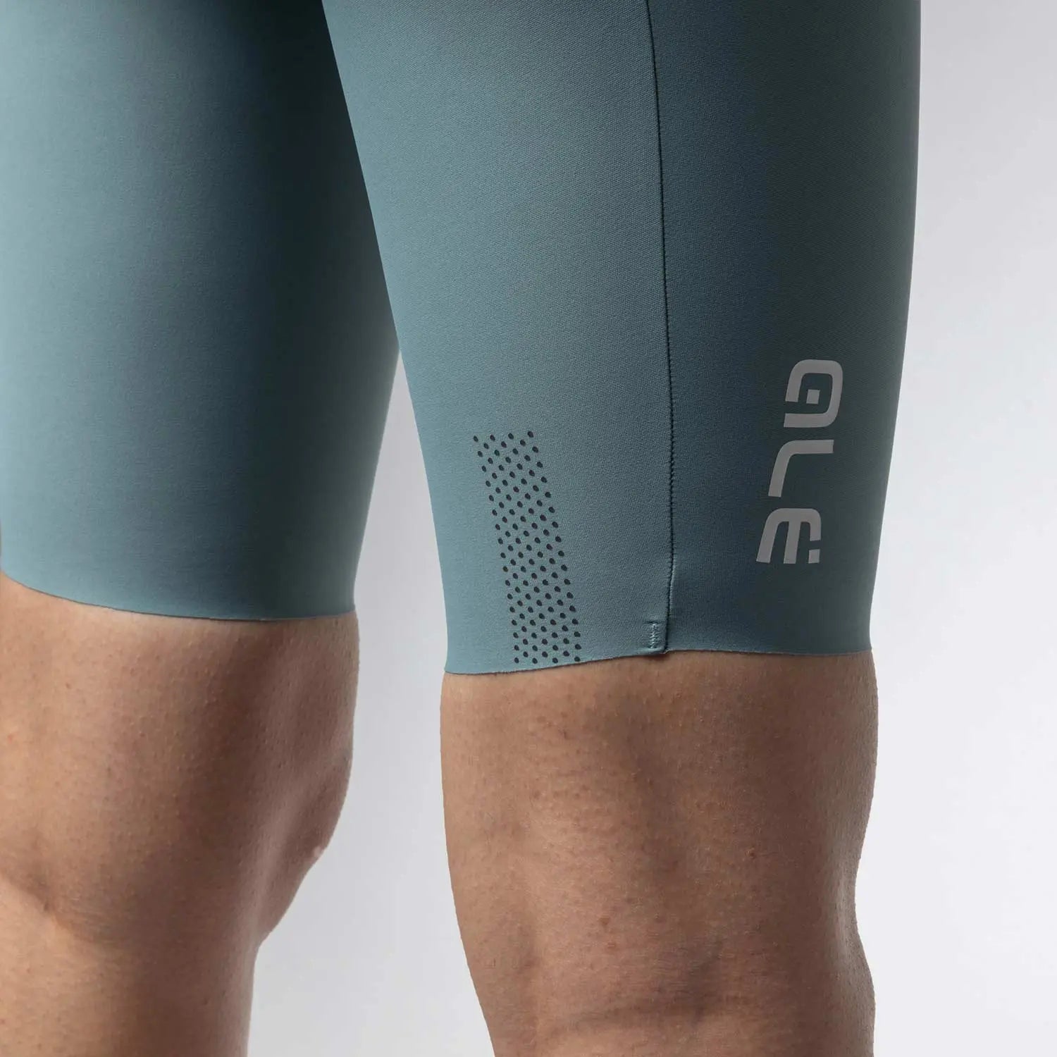Ale Clothing Go R-EV1 Ladies Bib Shorts Cyan - FREE UK Shipping, FREE 365 Day Returns | Moto Central
