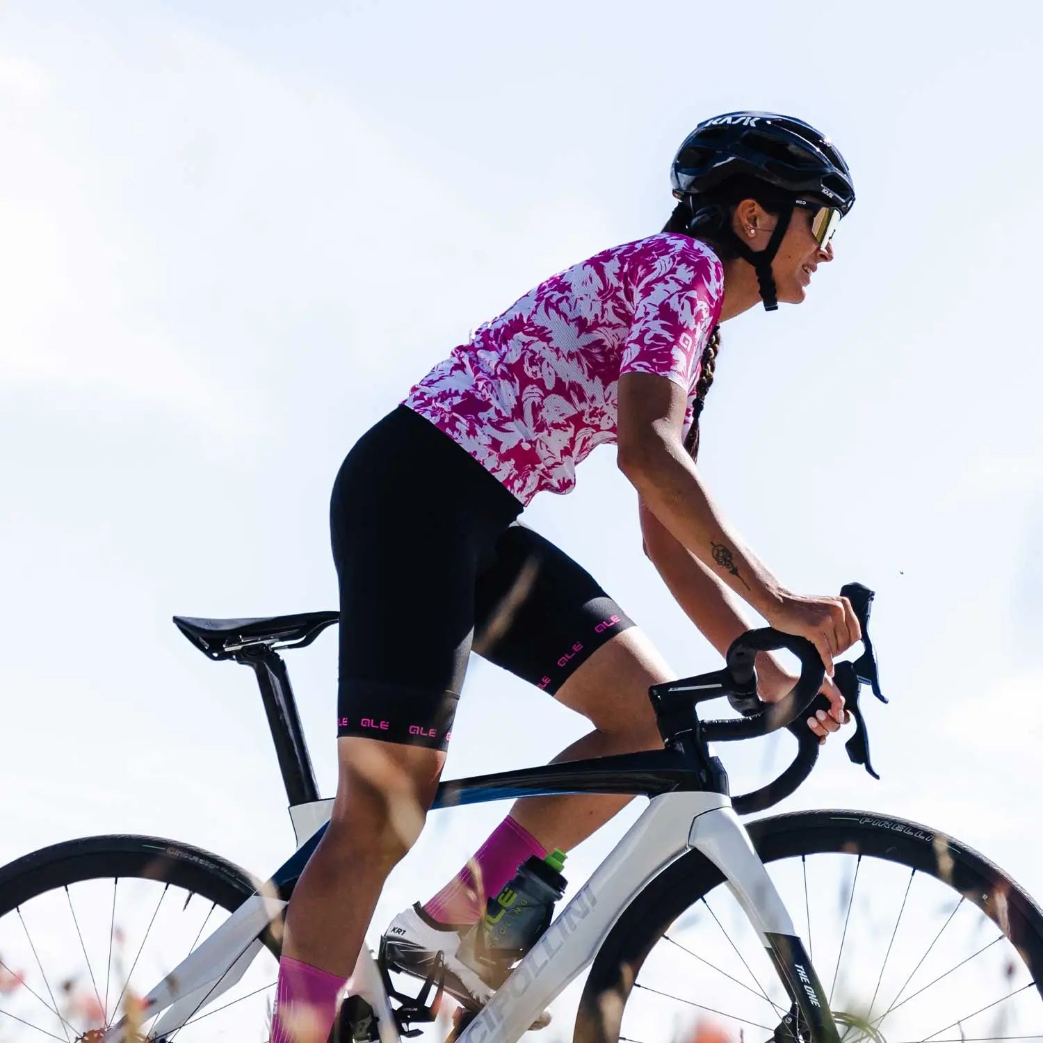 Ale Clothing Essenza Pragma Ladies Short Sleeves Jersey Purple - FREE UK Shipping, FREE 365 Day Returns | Moto Central