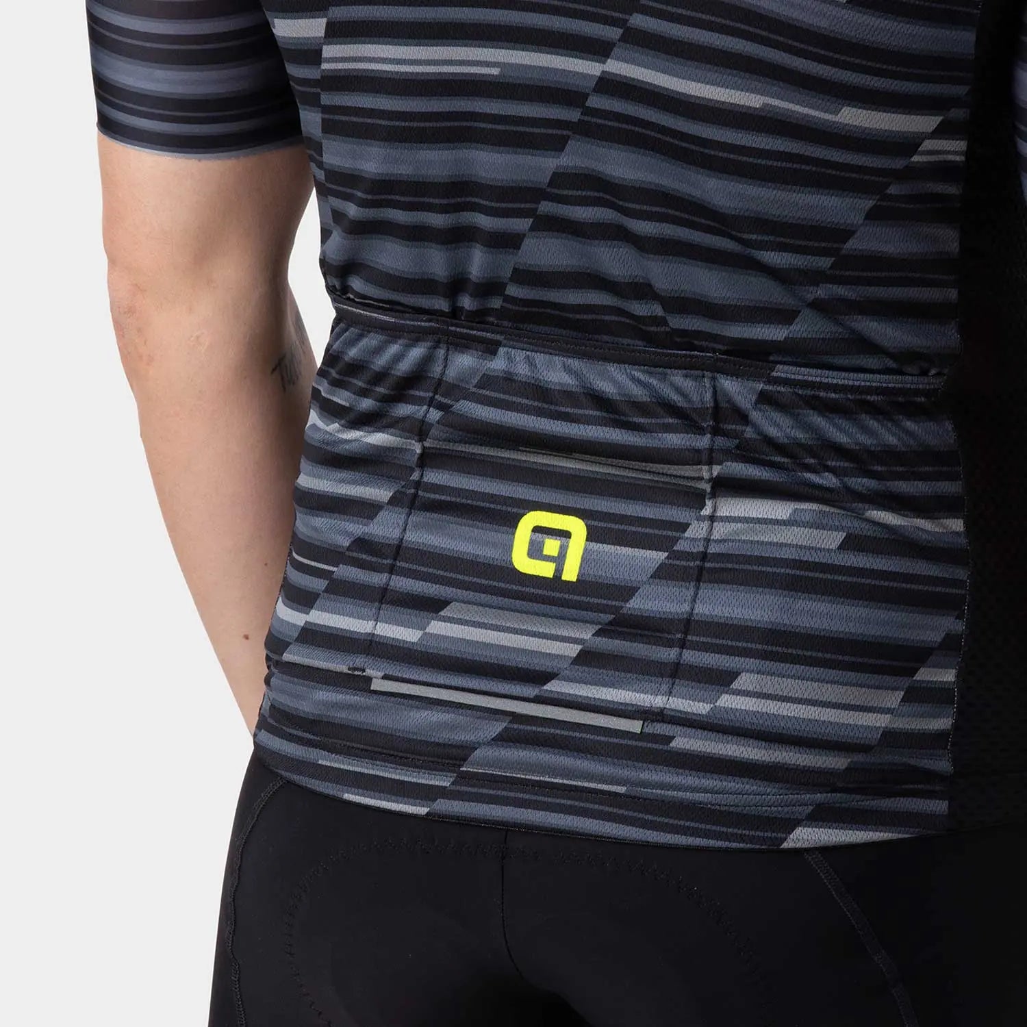 Ale Clothing Step Solid Short Sleeves Jersey Black - FREE UK Shipping, FREE 365 Day Returns | Moto Central