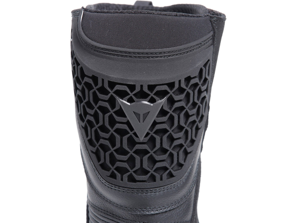 Dainese Fulcrum 3 Gore-Tex Boots Black, Auxaguard shin protector detail
