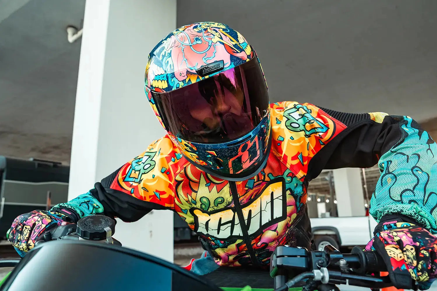 Icon Airform Scatterbrain MIPS Purple - FREE UK Shipping, FREE 365 Day Returns | Moto Central