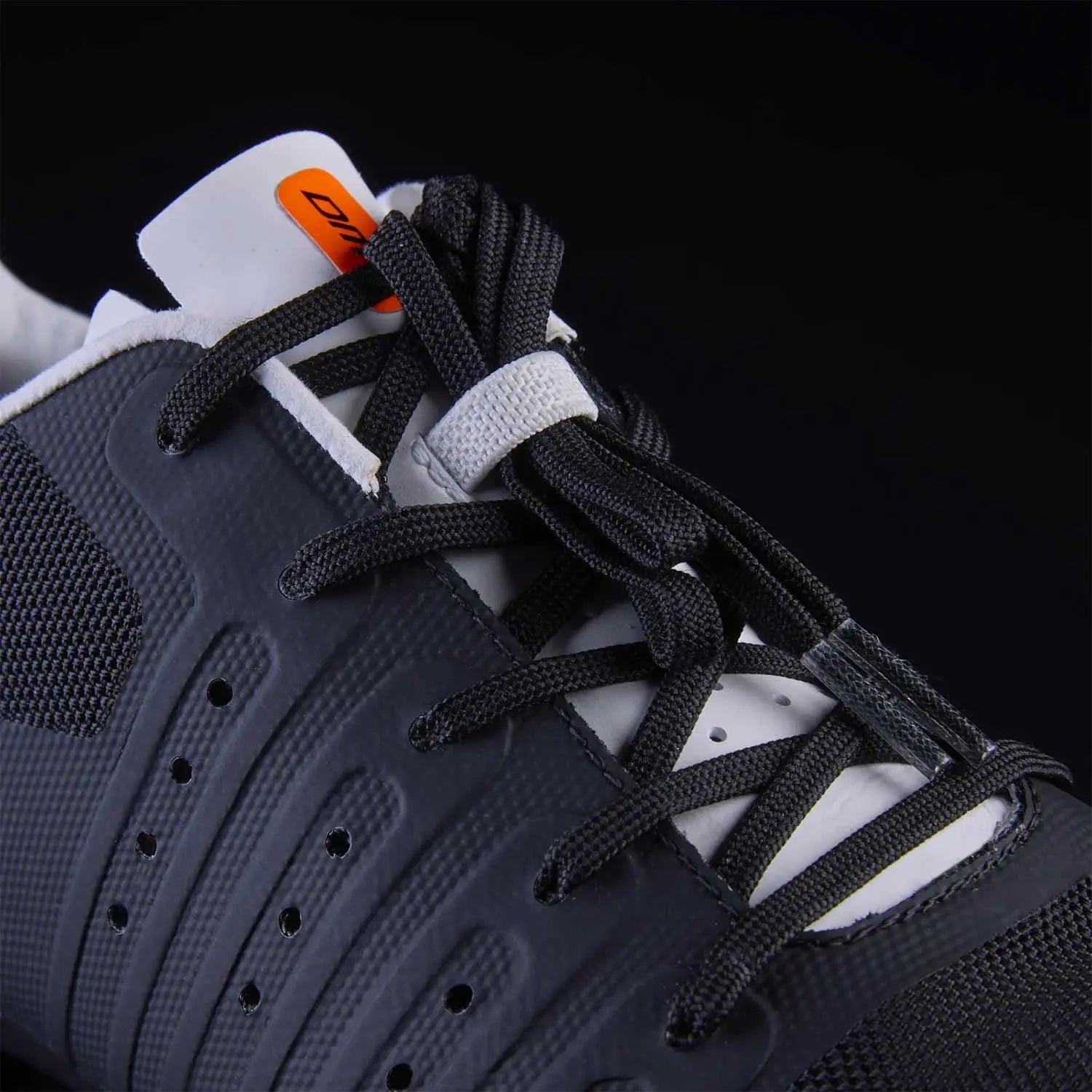 DMT KM4 PJ Gravel/XC Shoes Black / White - FREE UK Shipping, FREE 365 Day Returns | Moto Central