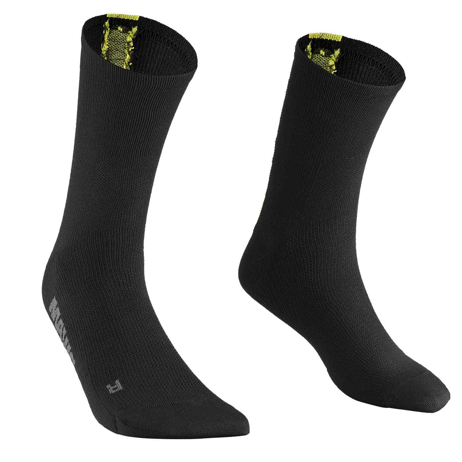 Mavic Essential Mid Socks Black - FREE UK Shipping, FREE 365 Day Returns | Moto Central