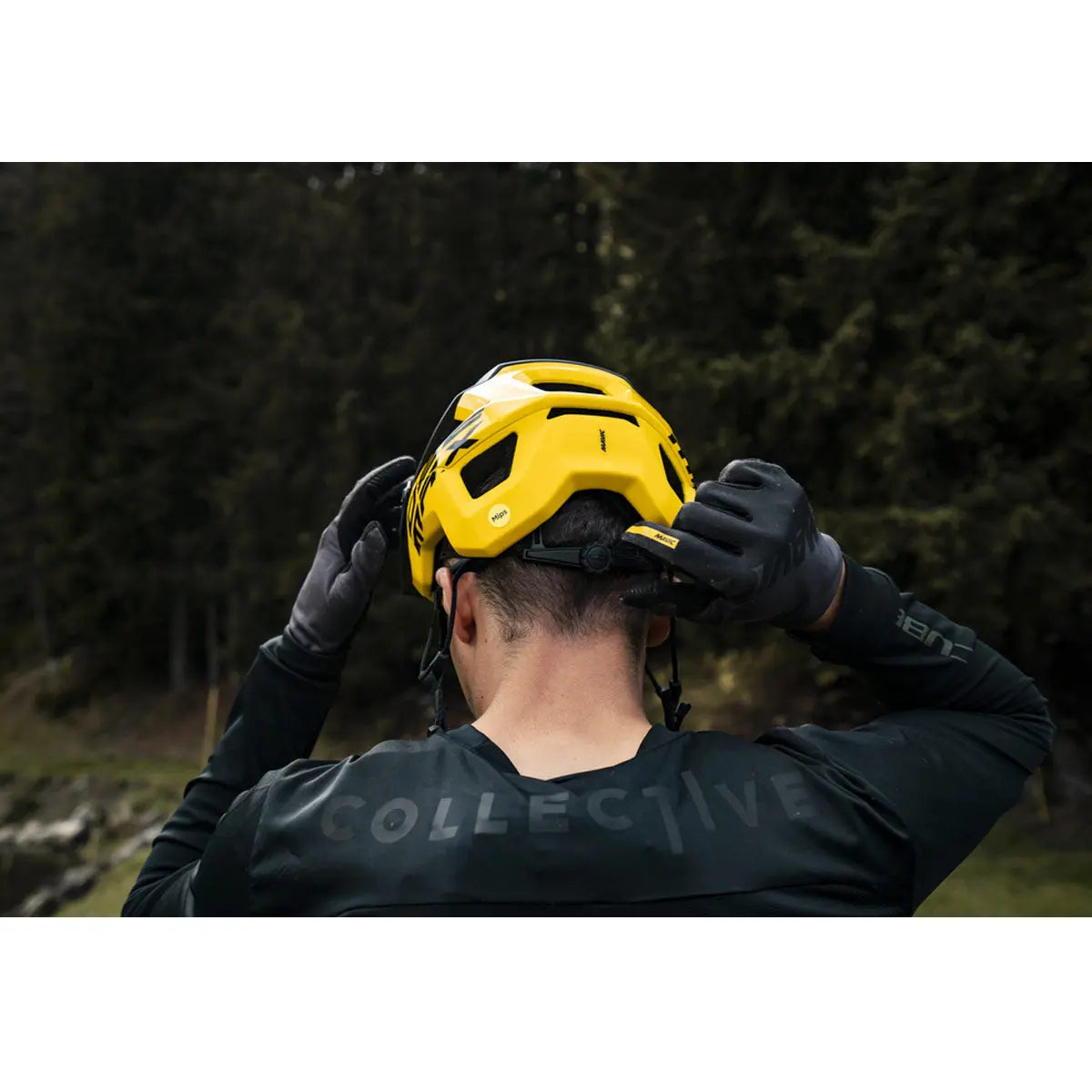 Mavic Deemax Pro Mips Helmet Yellow / Black - FREE UK Shipping, FREE 365 Day Returns | Moto Central