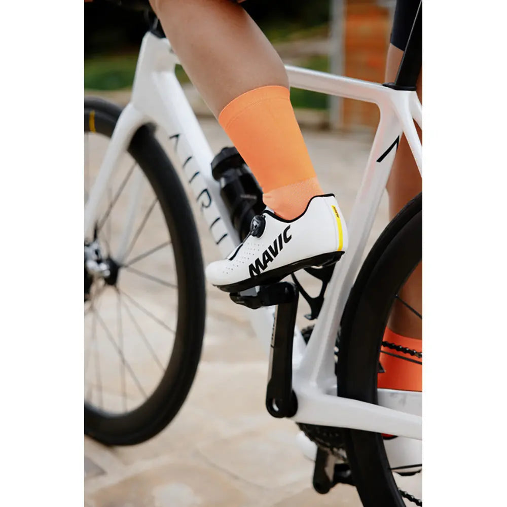 Mavic Cosmic Boa Shoes White - FREE UK Shipping, FREE 365 Day Returns | Moto Central