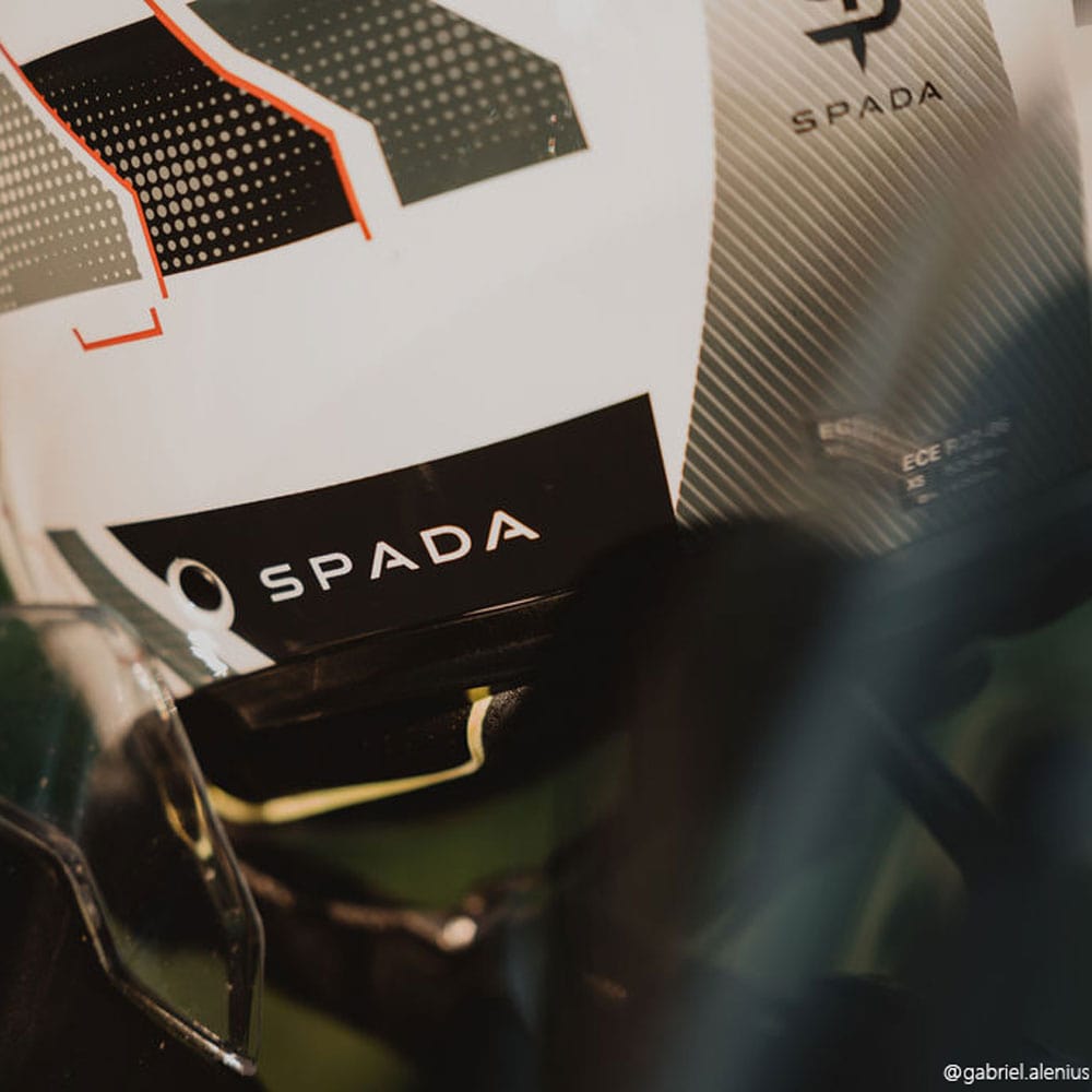 Spada Orion 2 Element White / Grey / Red FREE UK Delivery, FREE 365 Day Returns | Moto Central