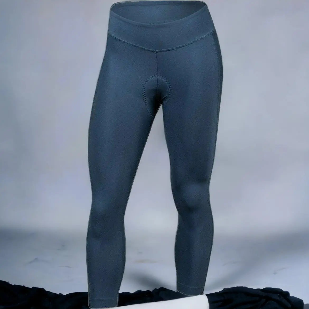 Pearl Izumi Ladies Sugar Crop Tight Dark Denim / Navy - FREE UK Shipping, FREE 365 Day Returns | Moto Central