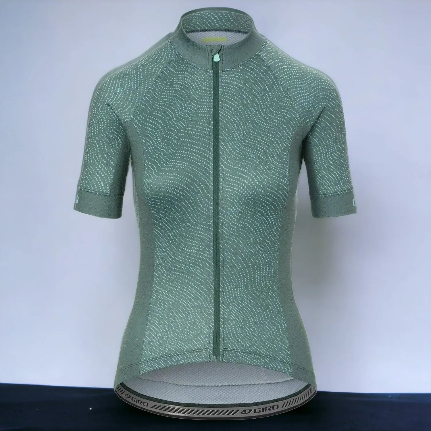 Giro Ladies Chrono Sport Short Sleeve Jersey Grey / Green Pounce - FREE UK Shipping, FREE 365 Day Returns | Moto Central