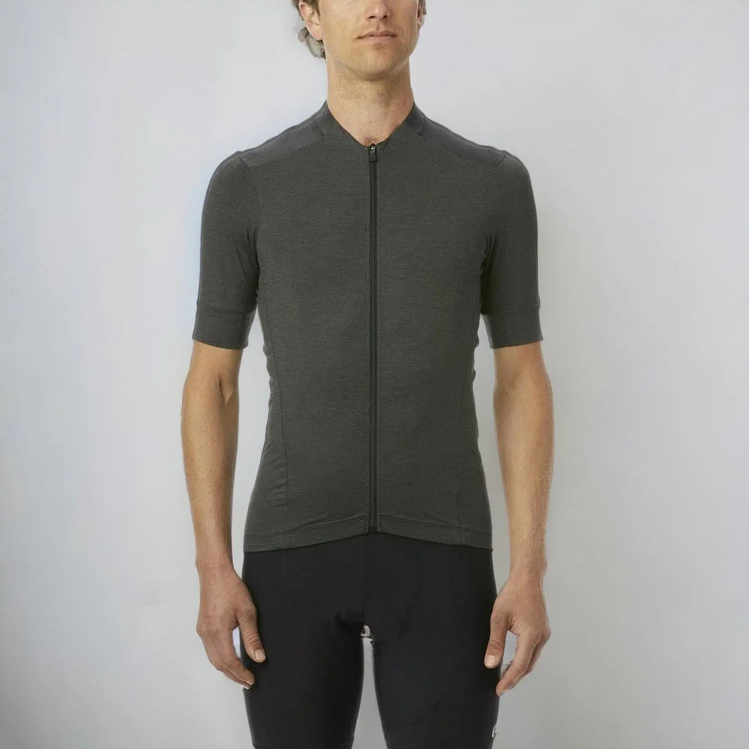 Giro New Road Short Sleeve Jersey 2019 Charcoal Heather - FREE UK Shipping, FREE 365 Day Returns | Moto Central