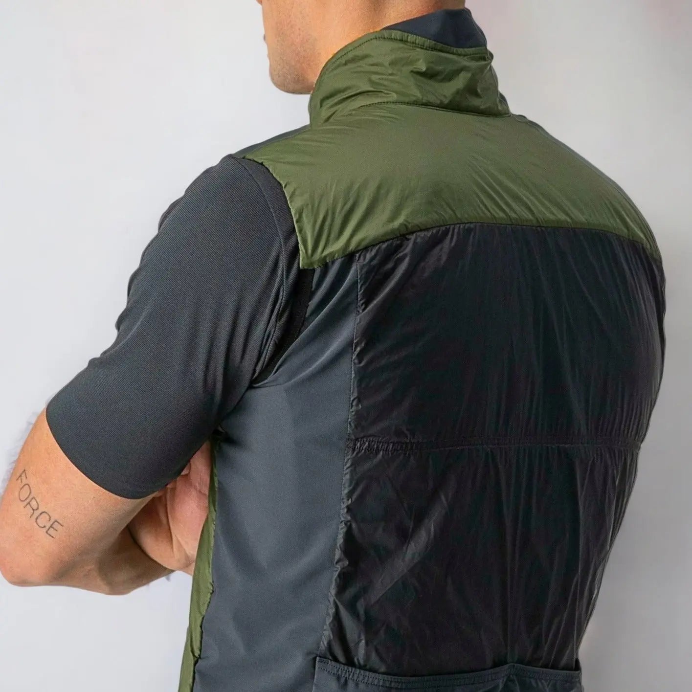 Castelli Unlimited Puffy Vest Light Military Grey / Dark Grey - FREE UK Shipping, FREE 365 Day Returns | Moto Central