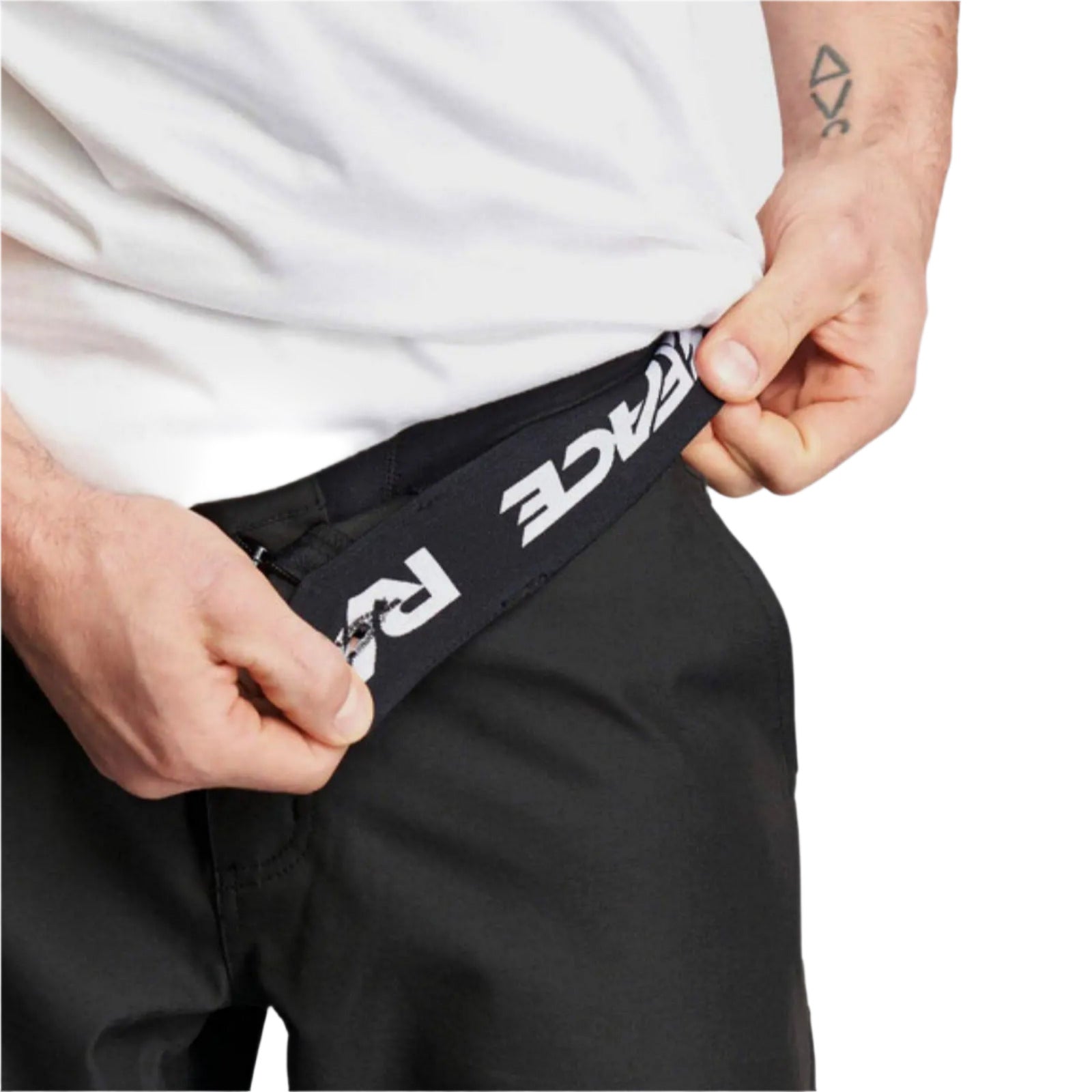 Race Face Traverse Cycle Shorts Black - FREE UK Shipping, FREE 365 Day Returns | Moto Central