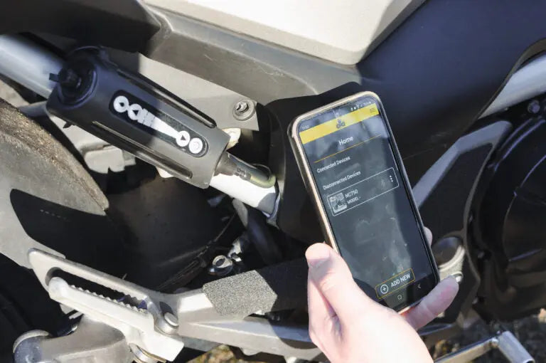 Scottoiler xSystem 3.0+ Standard Temperature Blue Scottoil FREE UK Delivery, FREE 365 Day Returns | Moto Central