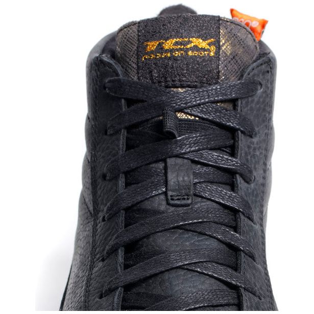 TCX Street 3 Ladies Waterproof Boots Black / Gold