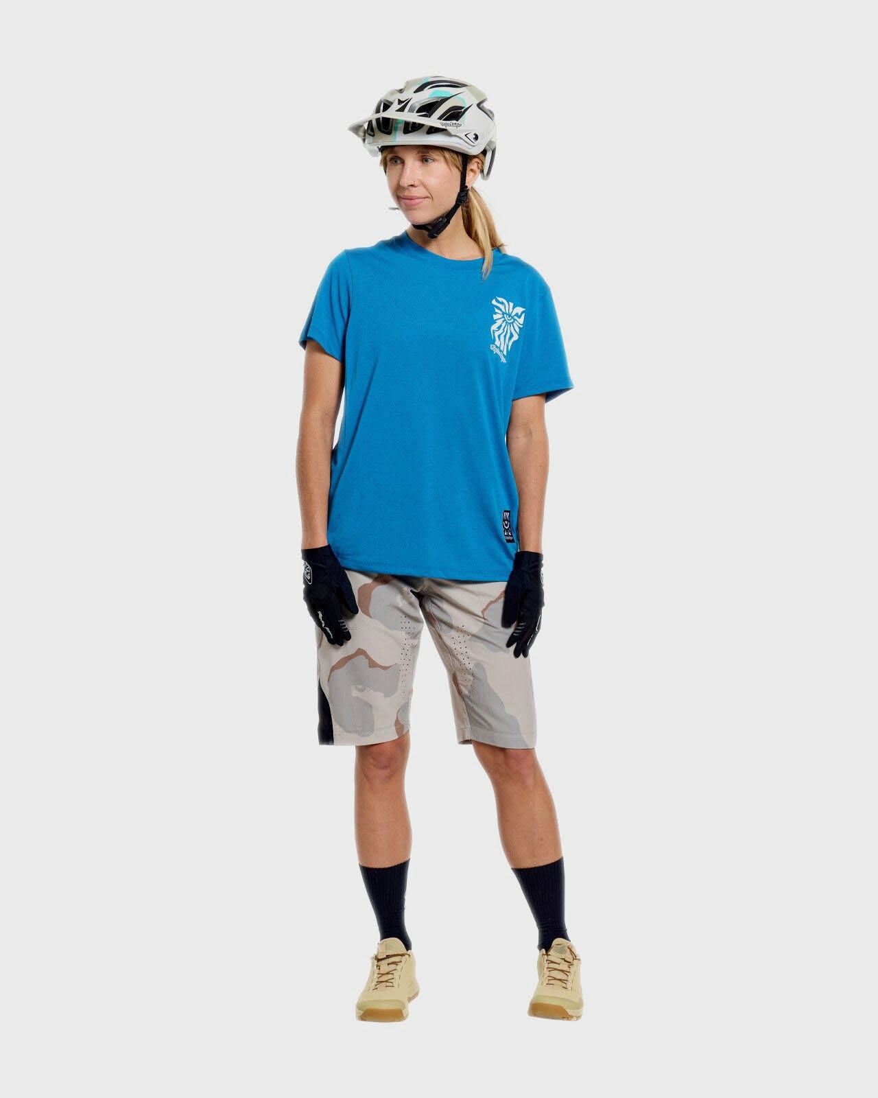 Troy Lee Designs Lilium Ride Short Sleeves Ladies Cycle T-Shirt One Eye Aero Blue - FREE UK Shipping, FREE 365 Day Returns | Moto Central
